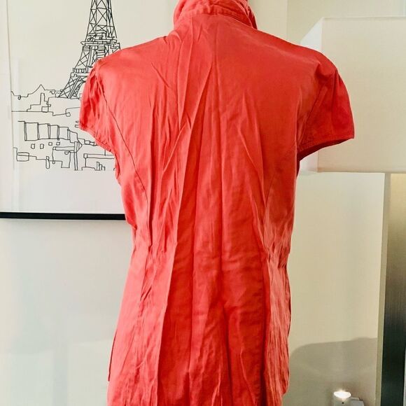 🧡Short sleeves button down Blouse - Picture 3 of 5